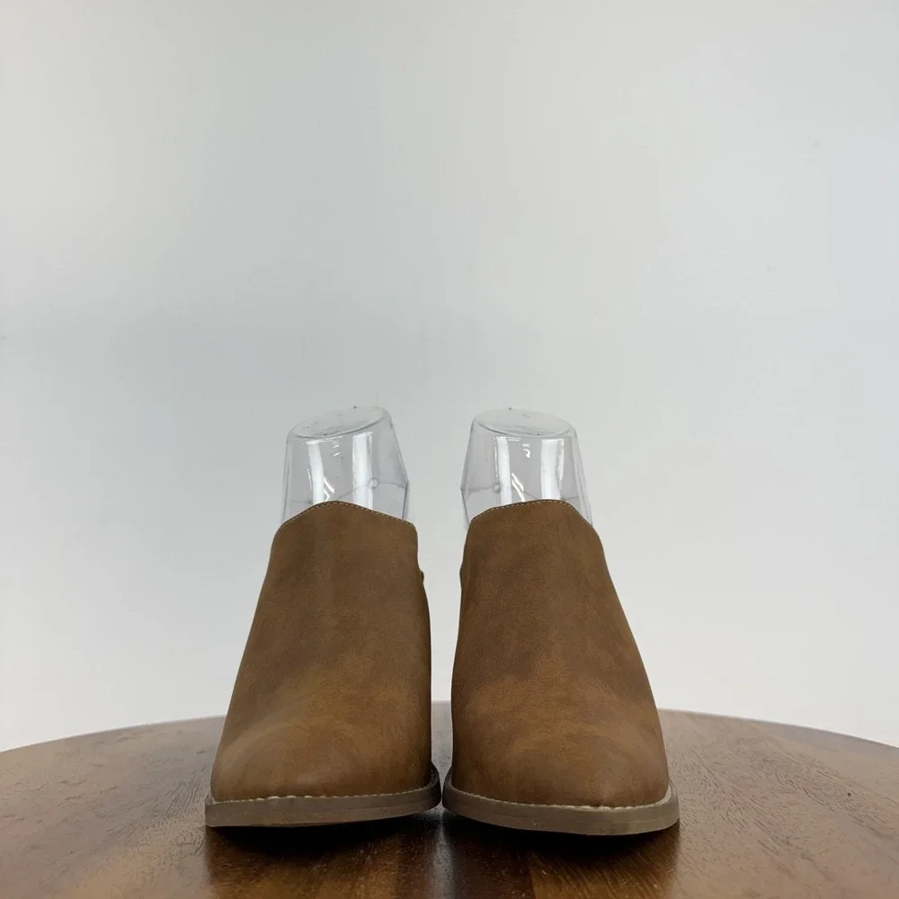 New NWOB Womens Abound Maya Brown Faux Leather Slip On Heeled Mules Size 6 M - Picture 2 of 8